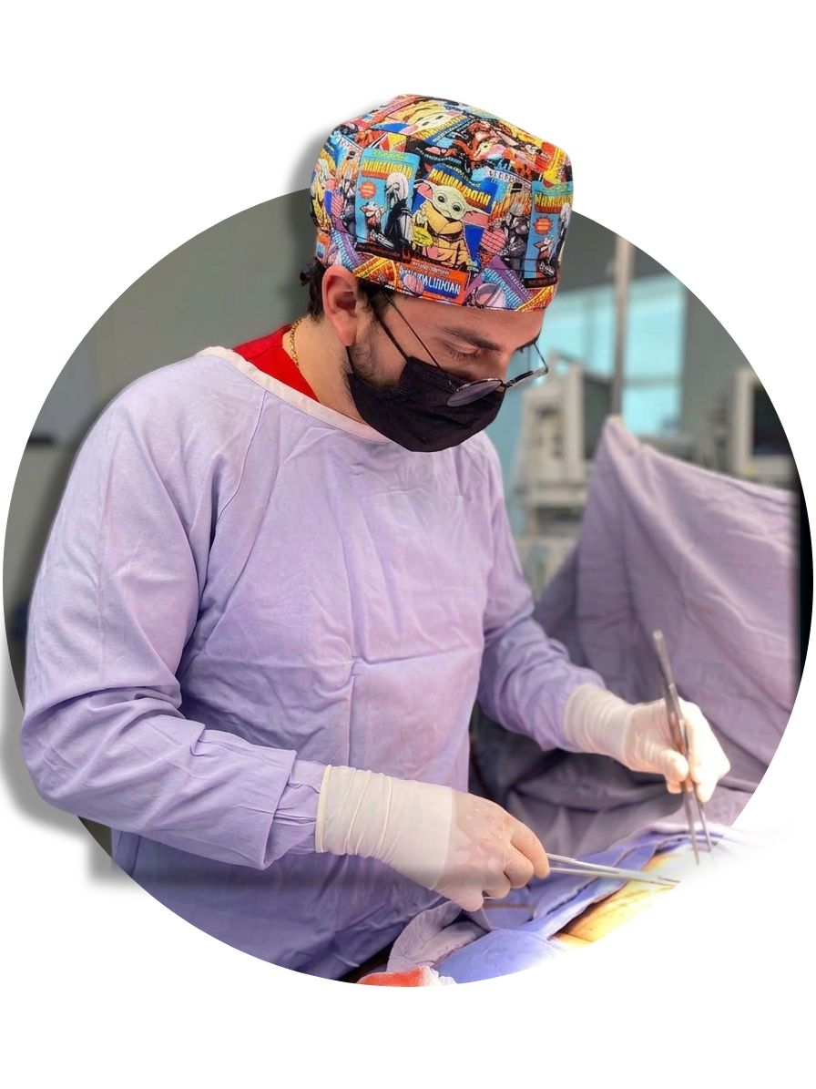 Dr. Oscar Álvarez López